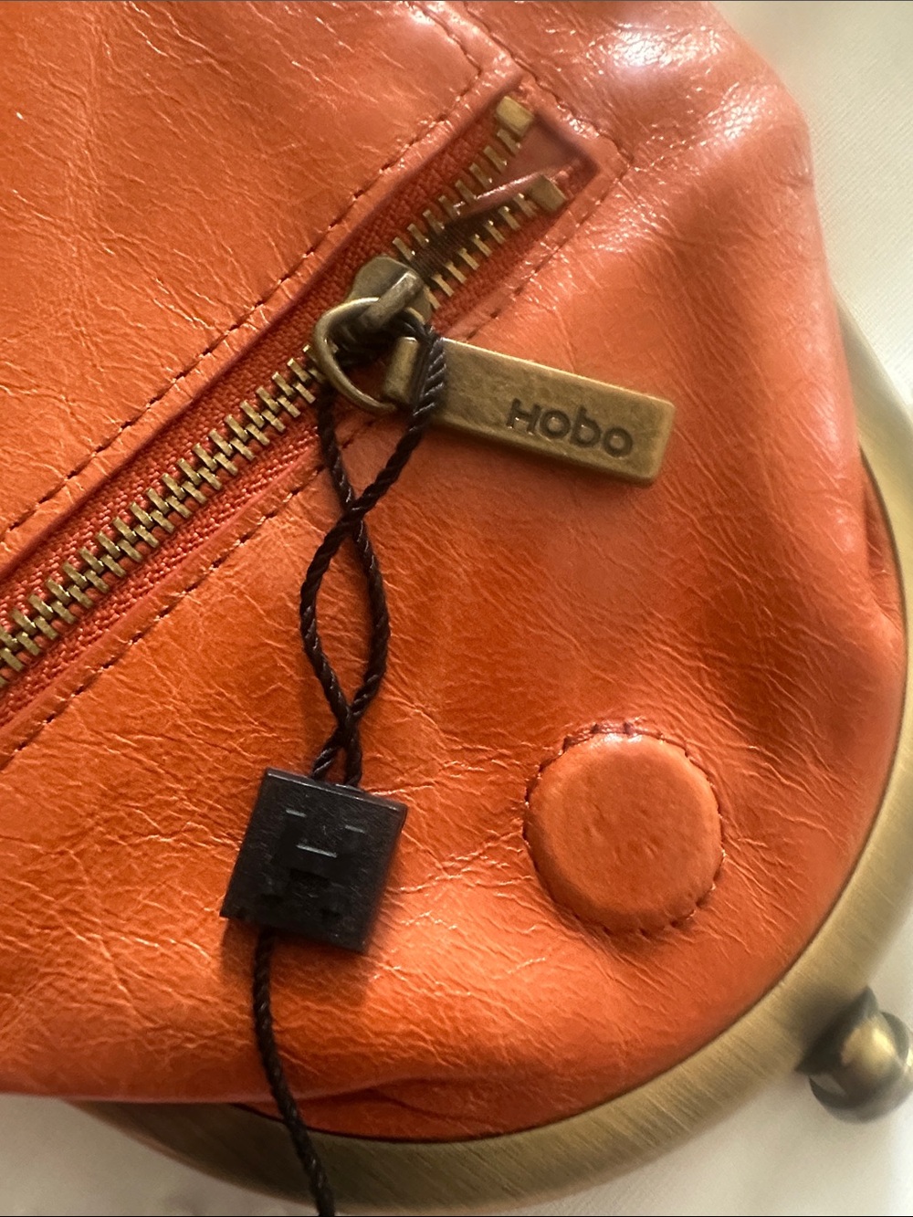 HOBO Orange Leather Kiss-Lock Wristlet with Chain - Picture 2 of 4